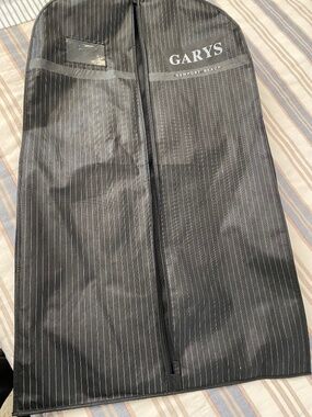 GARYS Newport Beach Branded Garment Bag